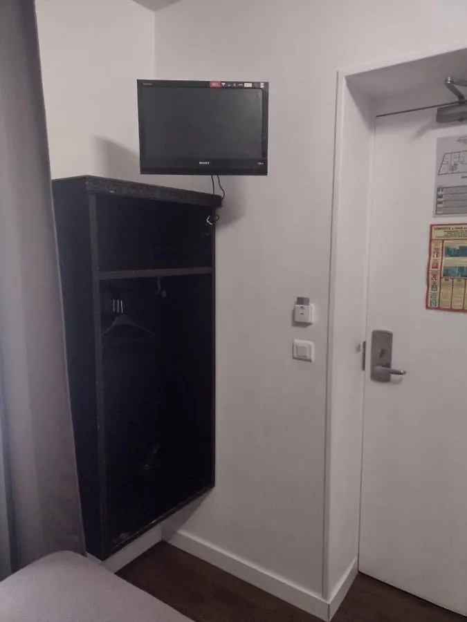 Hotel Tingis Париж 2*,  Франция